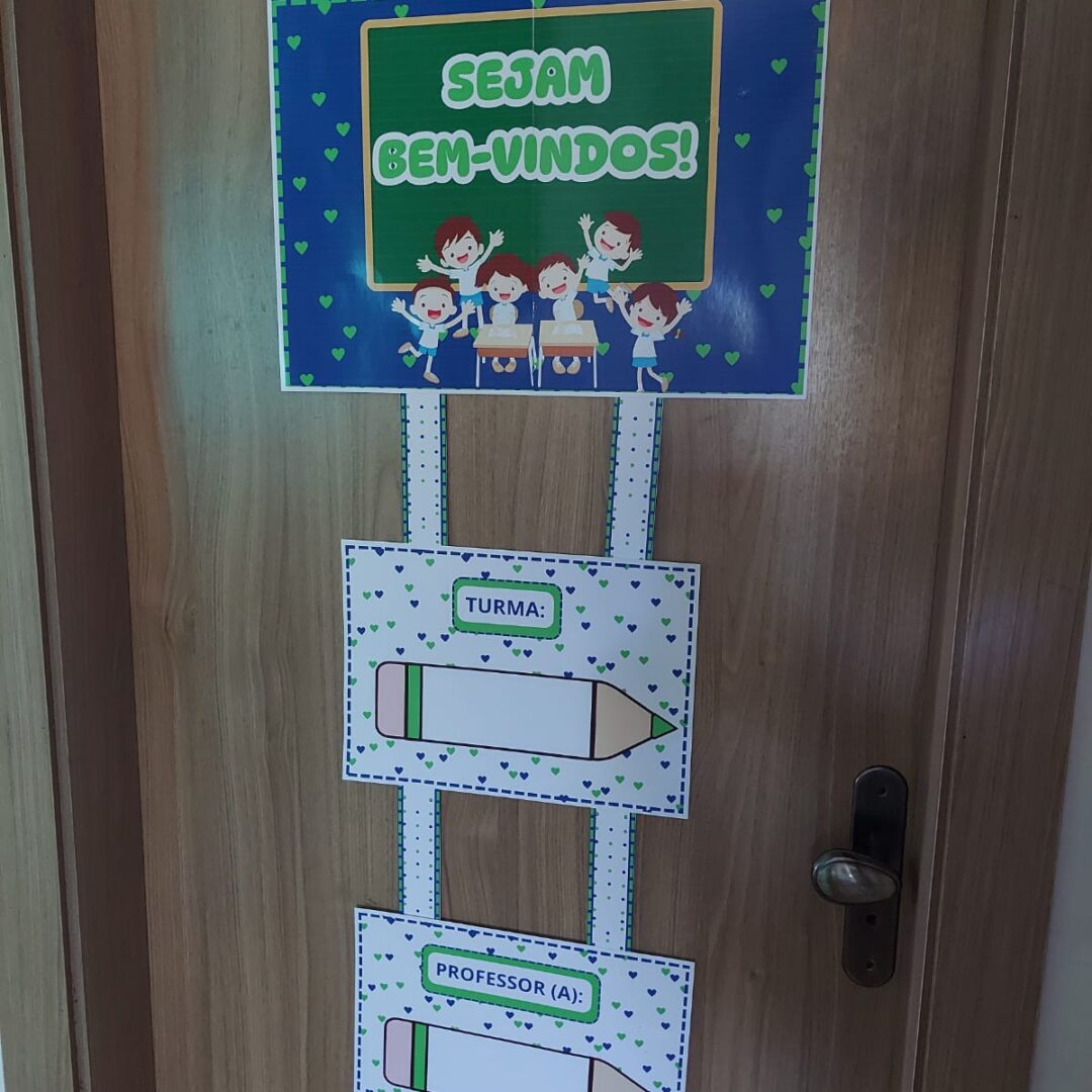 Painel Sejam Bem-Vindos lápis